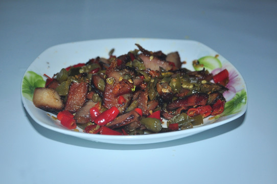 酸辣椒酸豆角炒辣肉
