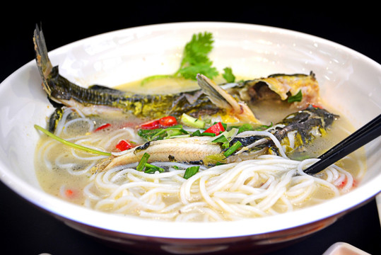 黄鸭叫粉鱼粉