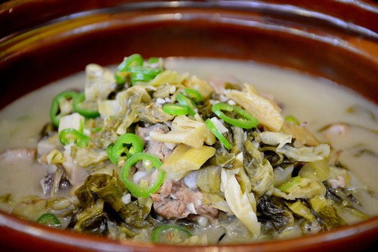 酸菜排骨