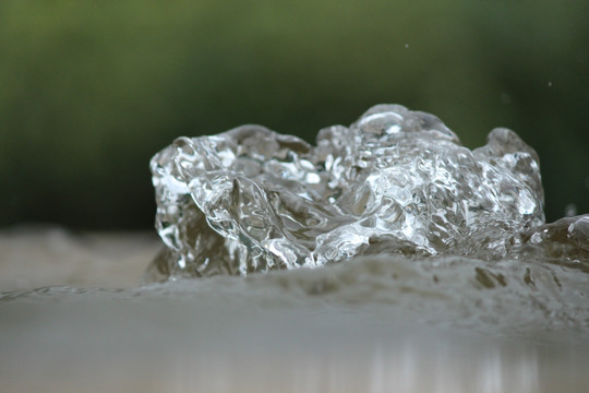 喷泉水花 水 水珠 喷水 晶莹