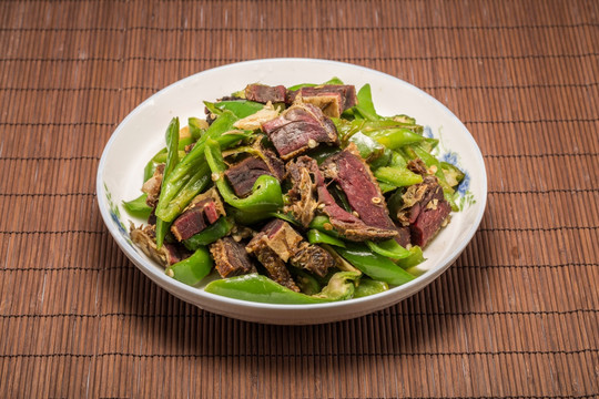 小炒鸭肉