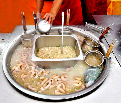 肥肠面 肥肠米粉 四川美食