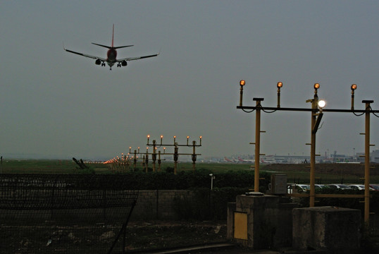 飞机信号灯 航空安全