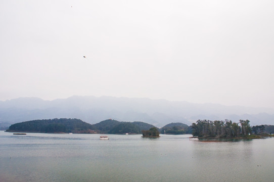 龙水湖