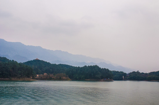 龙水湖