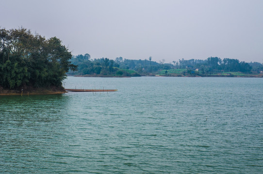 龙水湖