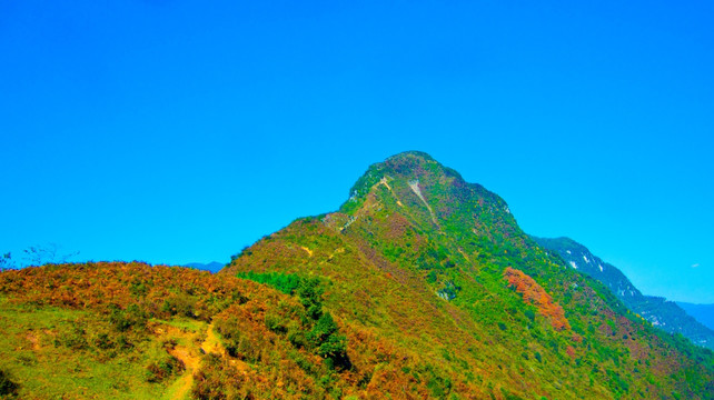 山峰 山脉