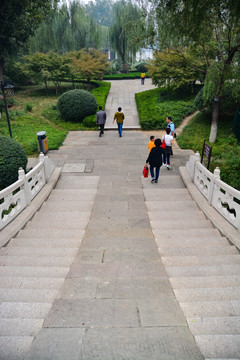 大明湖公园台阶