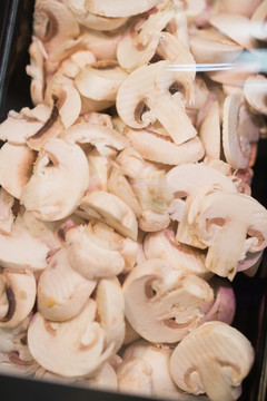 超市里额蘑菇