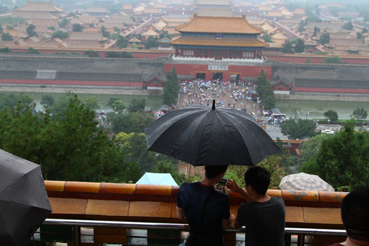 雨中故宫