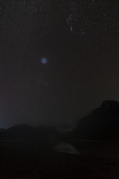 然乌湖星空 竖片