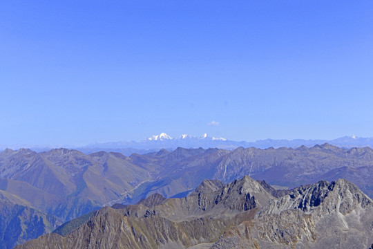 高原风光 群山万壑 雪山