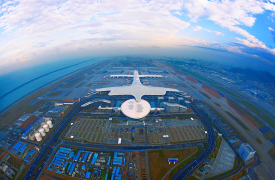 深圳宝安机场上空