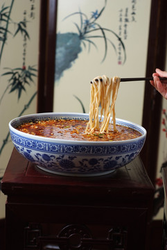 特色香辣面