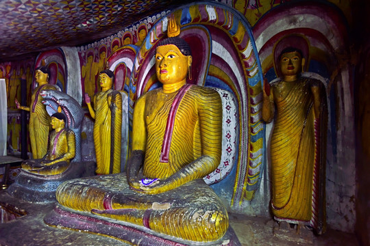 佛像 丹布勒石窟寺