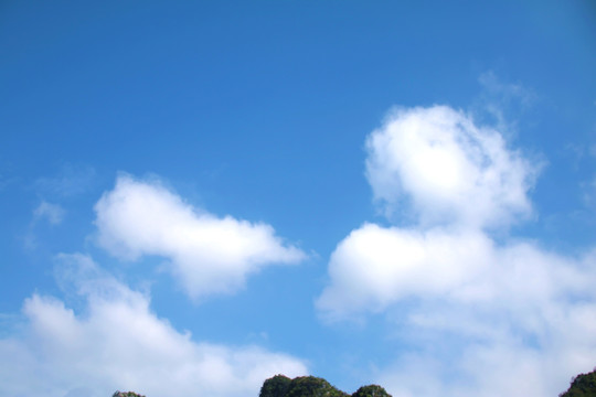 蓝天白云