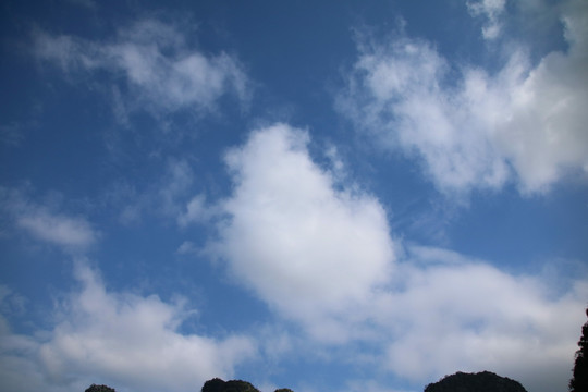 蓝天白云