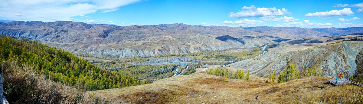 中哈边界大峡谷全景图（超宽画幅