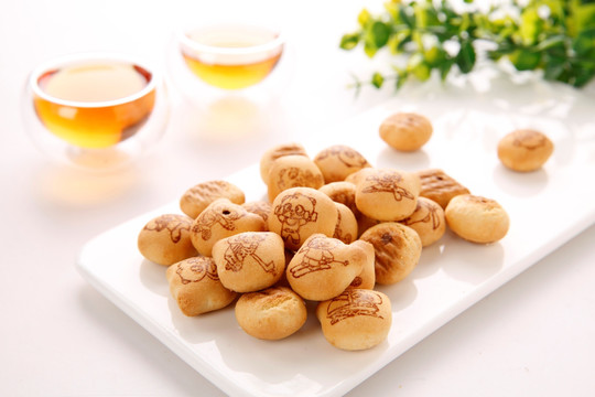 小饼干