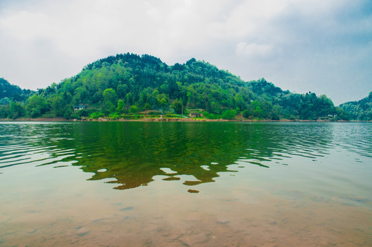 大足山水