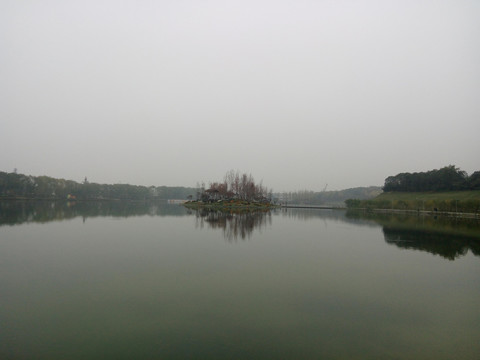 雁鸣湖旅游