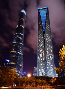 上海中心大厦与环球金融中心大厦