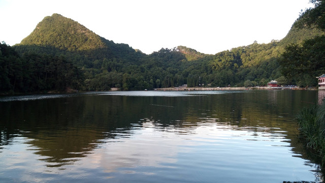 黄果山湖泊