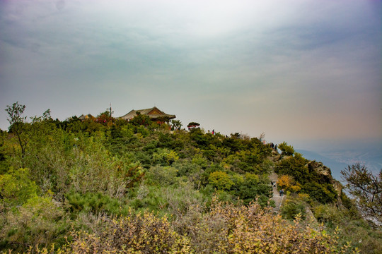 北京香山阶梯小路 山顶风光