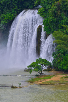 瀑布风景