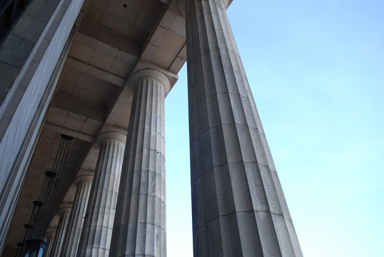 古希腊式建筑石柱