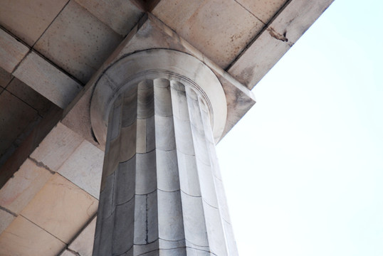 古希腊式建筑石柱