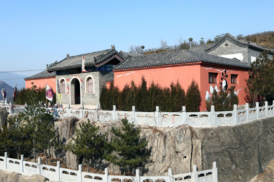 北京京西古道老爷庙
