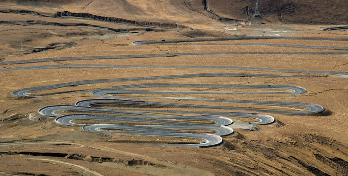 高原上的盘山公路