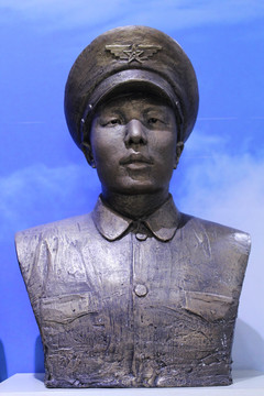 肖华将军 雕像
