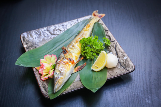 日式烤鱼