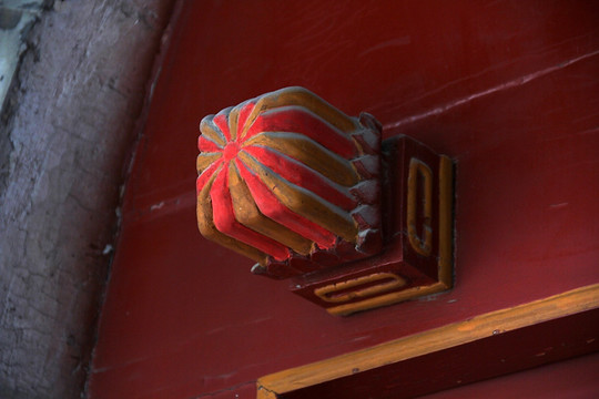 西安 卧龙禅寺 门头