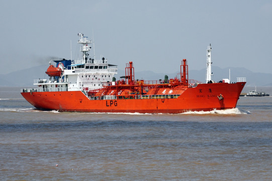 LPG船 液化石油气运输船