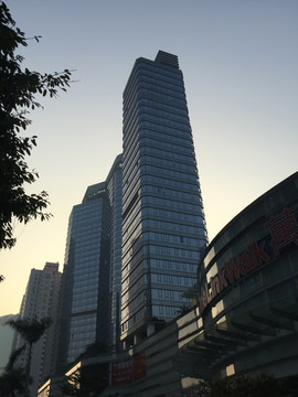 广州清晨建筑