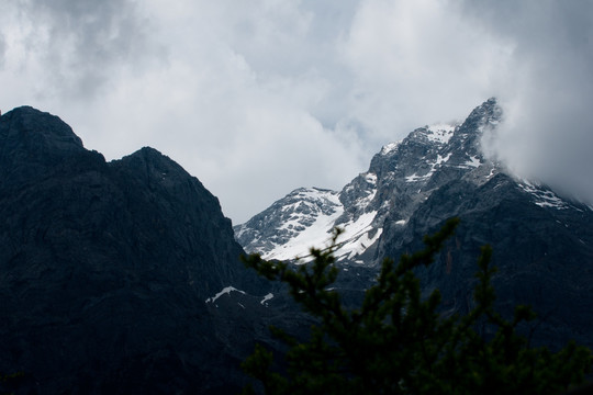 玉龙雪山