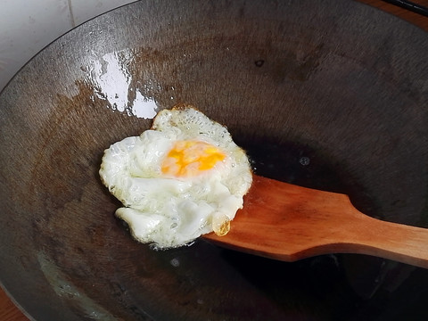 油煎鸡蛋 单面煎蛋