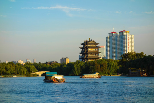 大明湖