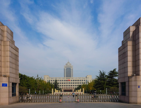 山东大学