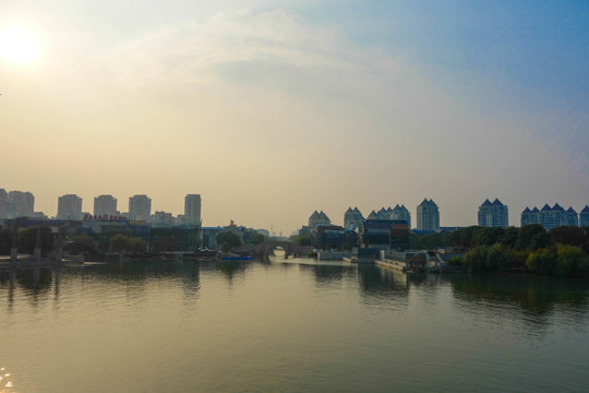 金鸡湖