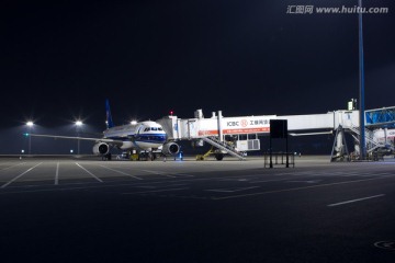 机场夜景 沈阳机场