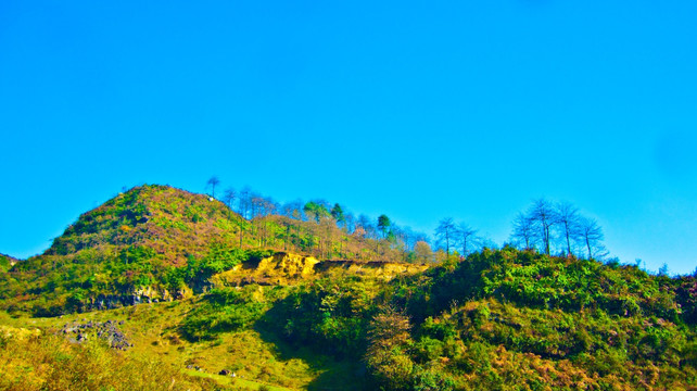 山冈 山岭