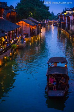 乌镇西栅古镇夜景