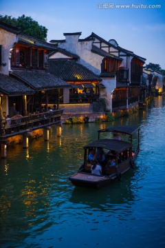 乌镇西栅古镇夜景