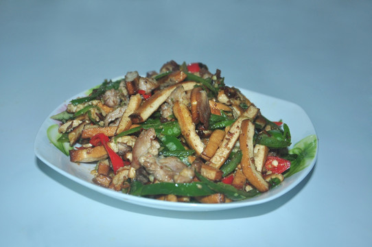 辣炒香干 青椒炒肉香干