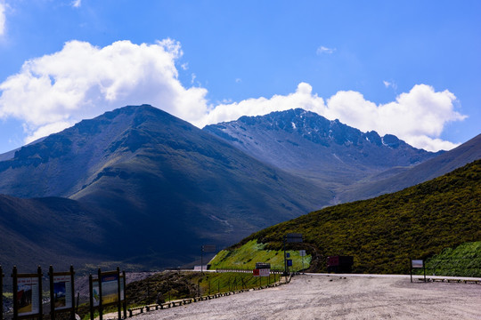 祁连山风光