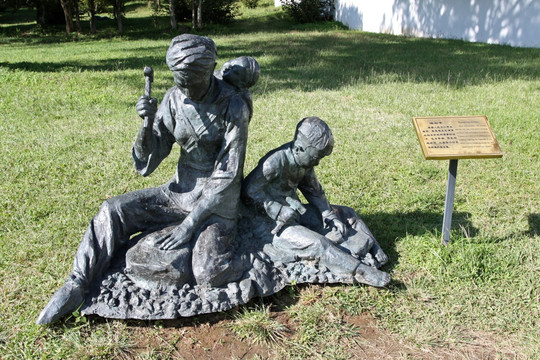 国殇墓园 雕塑